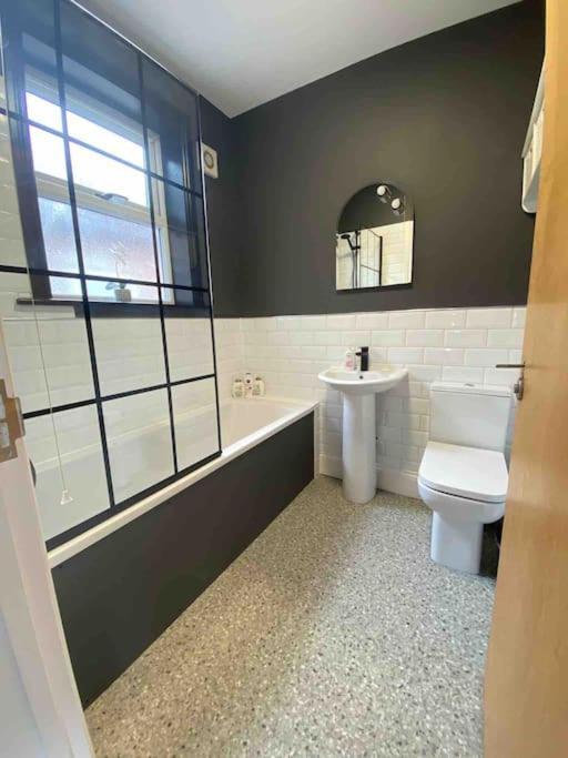 Apartament 1 Bed Flat With Parking Near Town Centre Emsworth Zewnętrze zdjęcie