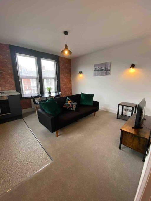 Apartament 1 Bed Flat With Parking Near Town Centre Emsworth Zewnętrze zdjęcie